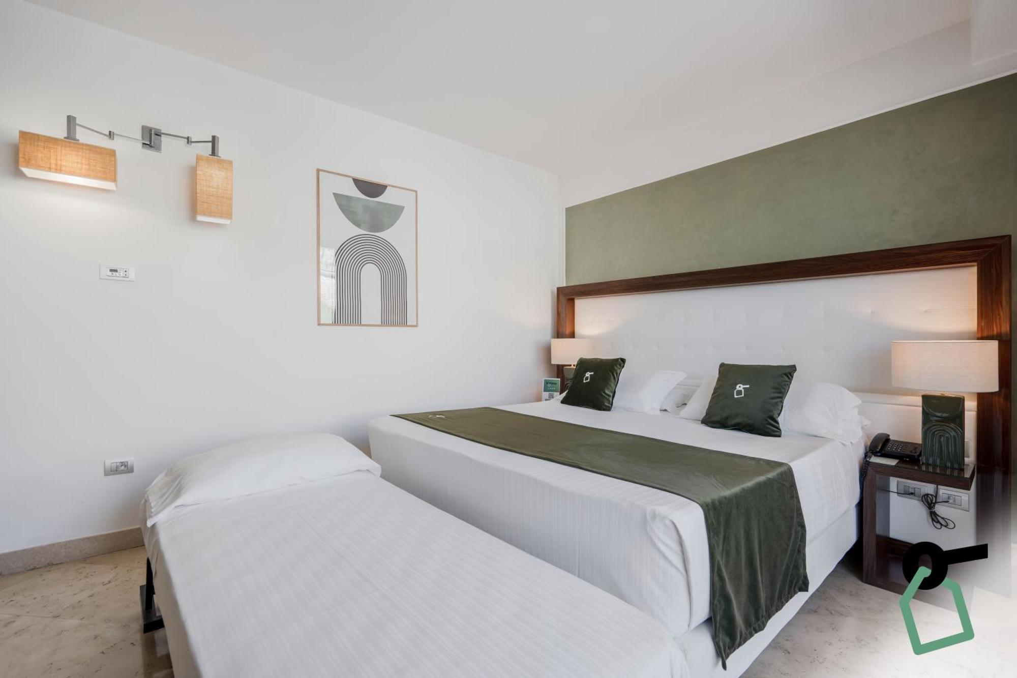 Hotiday Room Collection - Otranto Eksteriør billede